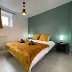Spacieux - - 4p - Centre - Clim Apartment *