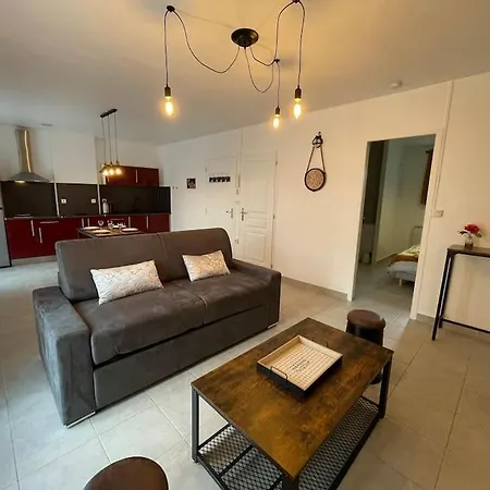 Apartament Spacieux - - 4p - Centre - Clim *